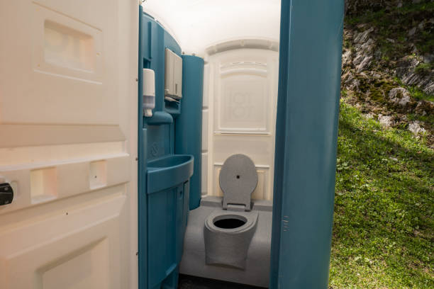 Best Standard Portable Toilet Rental  in Escobares, TX